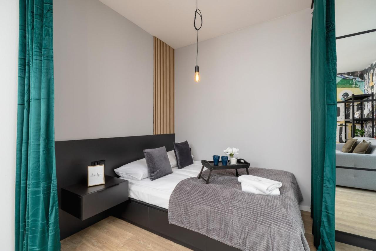 Kraków Rynek Podgórski Studio by Renters Cracóvia Exterior foto