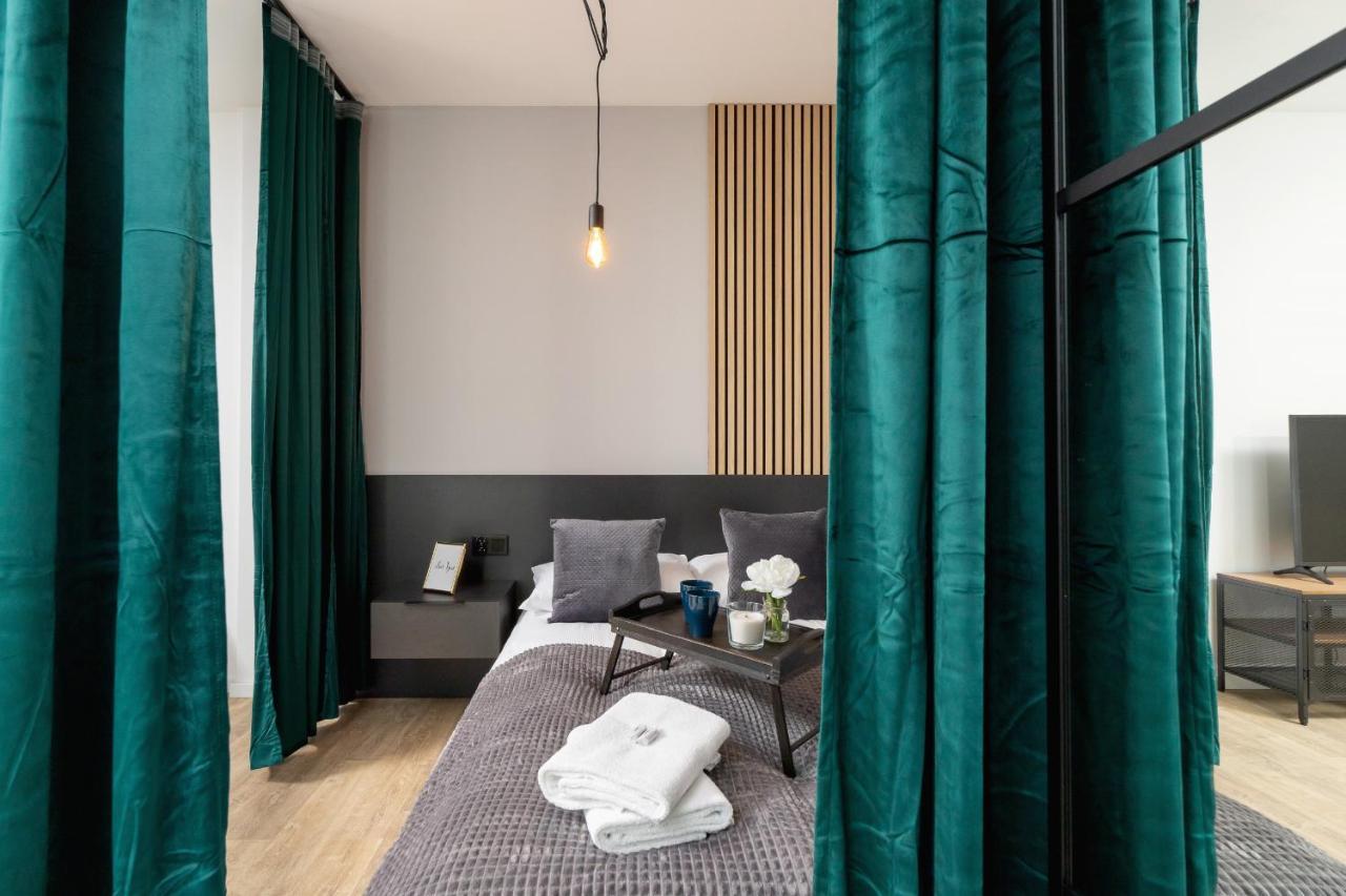 Kraków Rynek Podgórski Studio by Renters Cracóvia Exterior foto